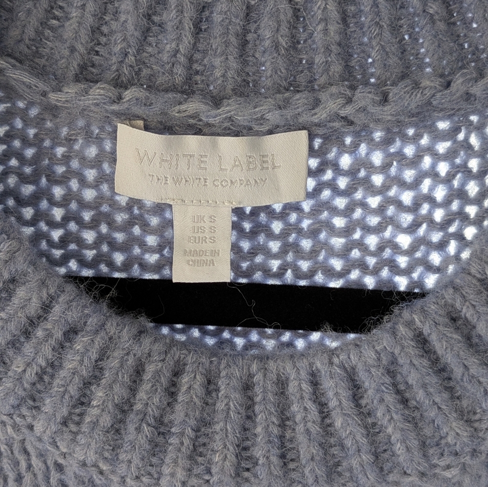 White Label Hydrangea Blue Wool Alpaca Cropped Sweater Sz S - Picture 3 of 5